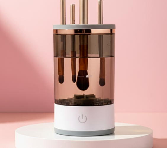 Automatic makeup brush cleaner