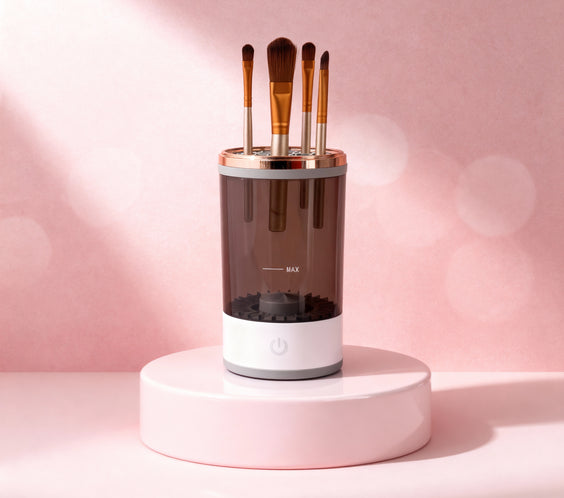 Automatic makeup brush cleaner